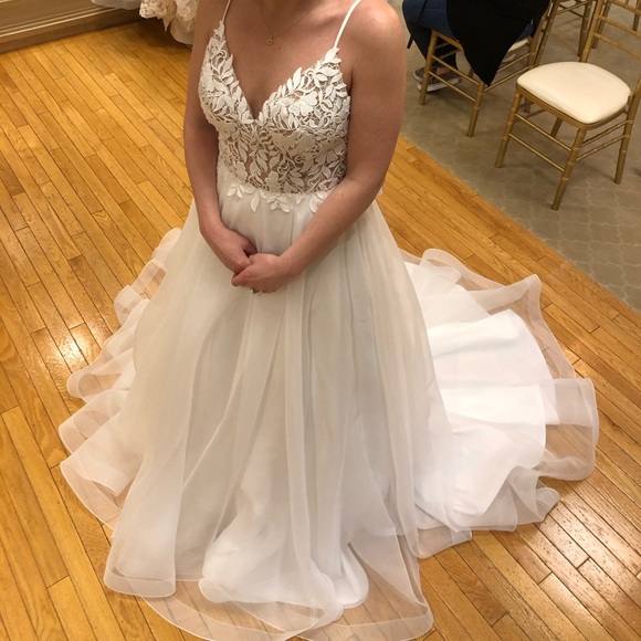 HAYLEY PAIGE WEDDING GOWN (Mikaella 2225). NWT MINT CONDITION, A-Line Princess - Picture 4 of 16